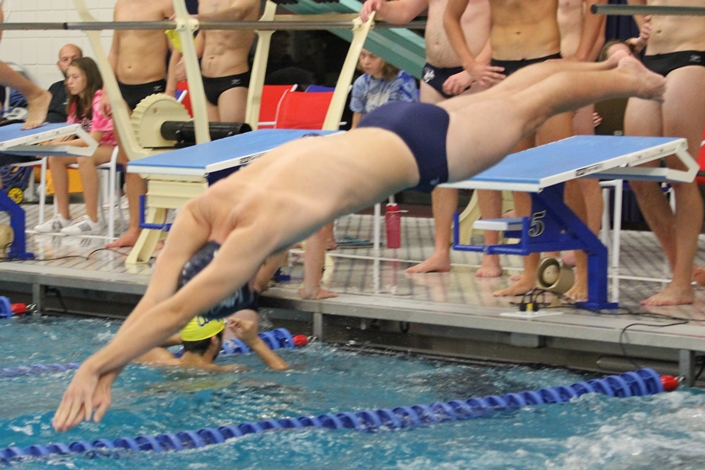 St. Ambrose takes dual from Lincoln College