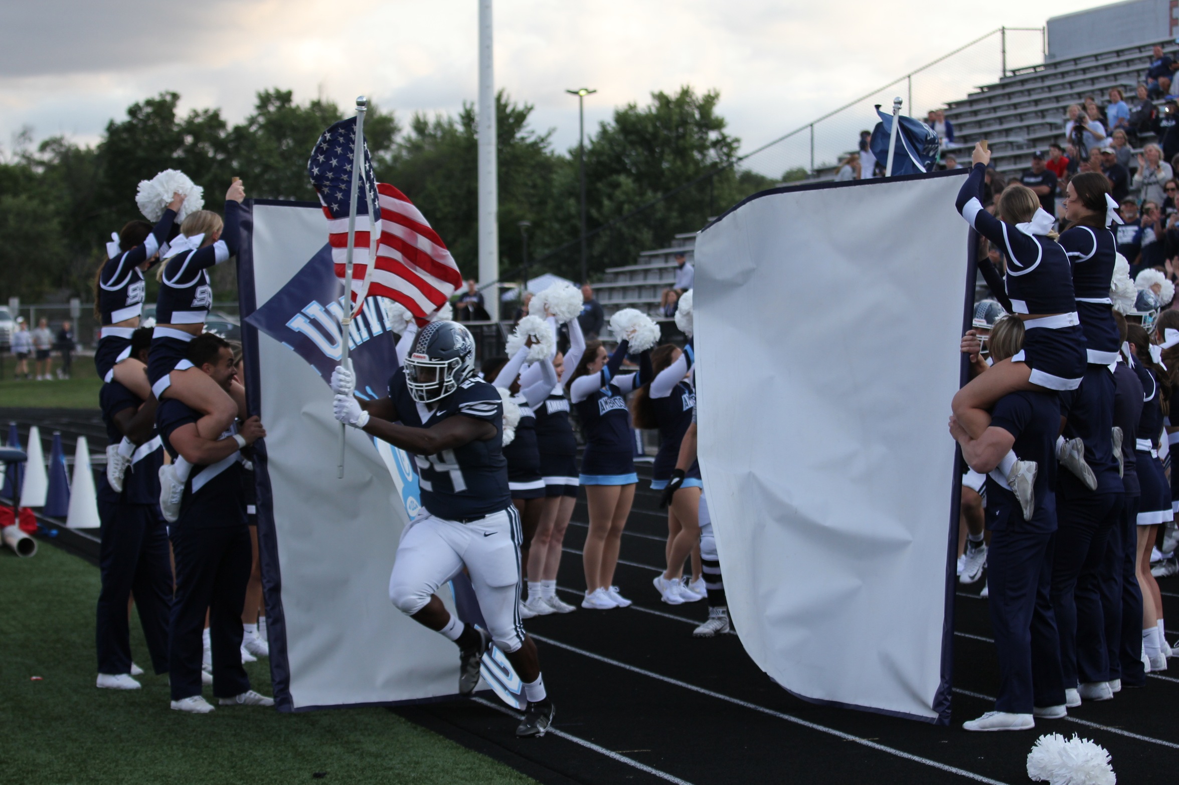 Big plays not enough in loss to No. 6 Concordia