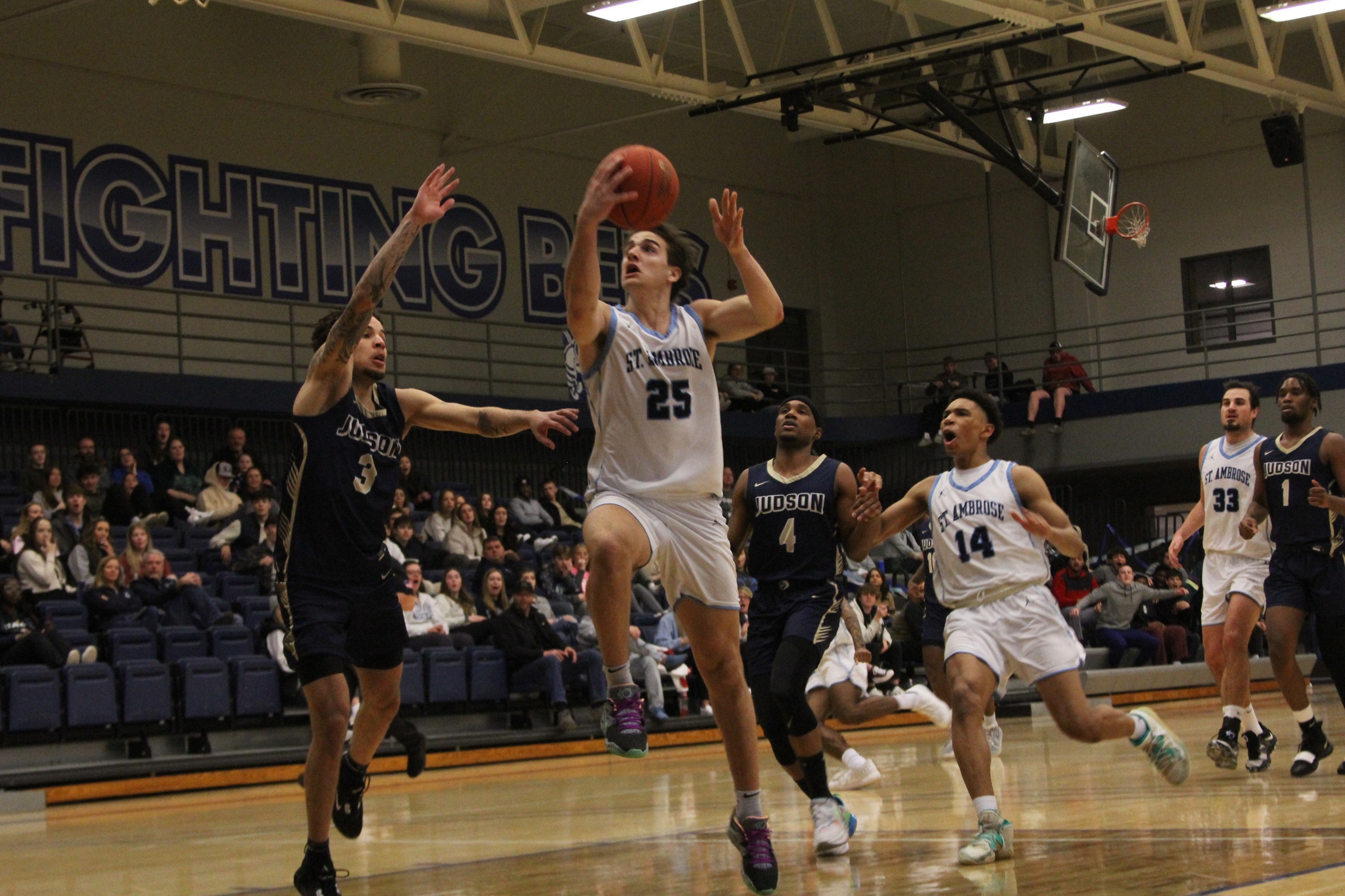 Bees snap streak against Eagles