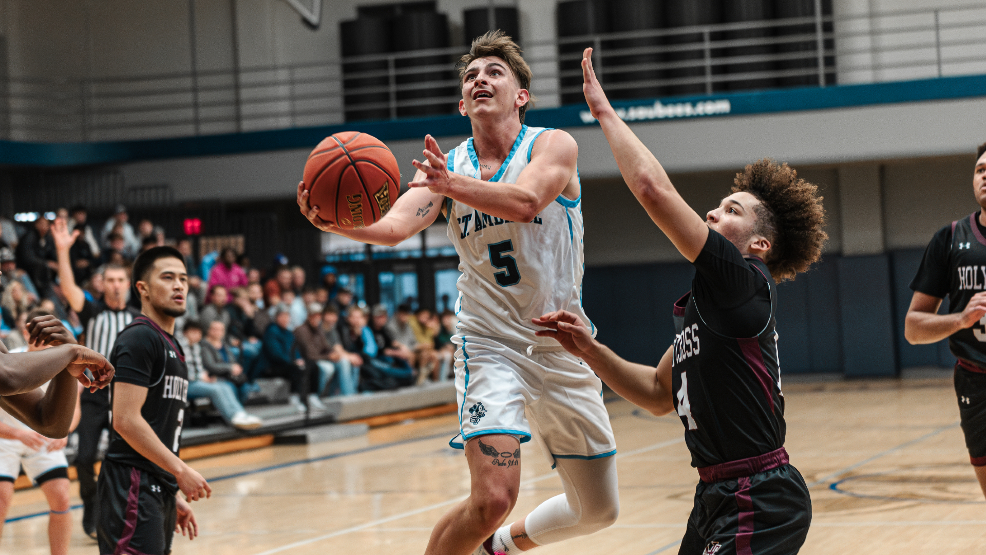 SAU unable to slow MBU in second half of 92-82 loss