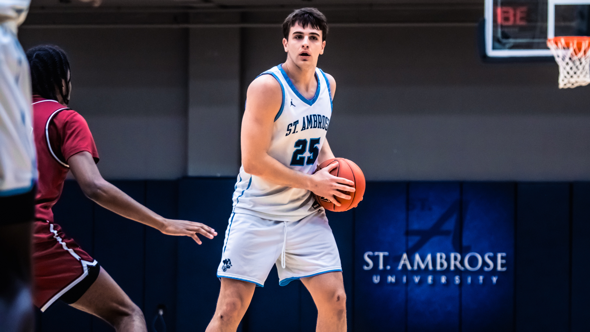 Early deficit too much to overcome in loss to Mustangs