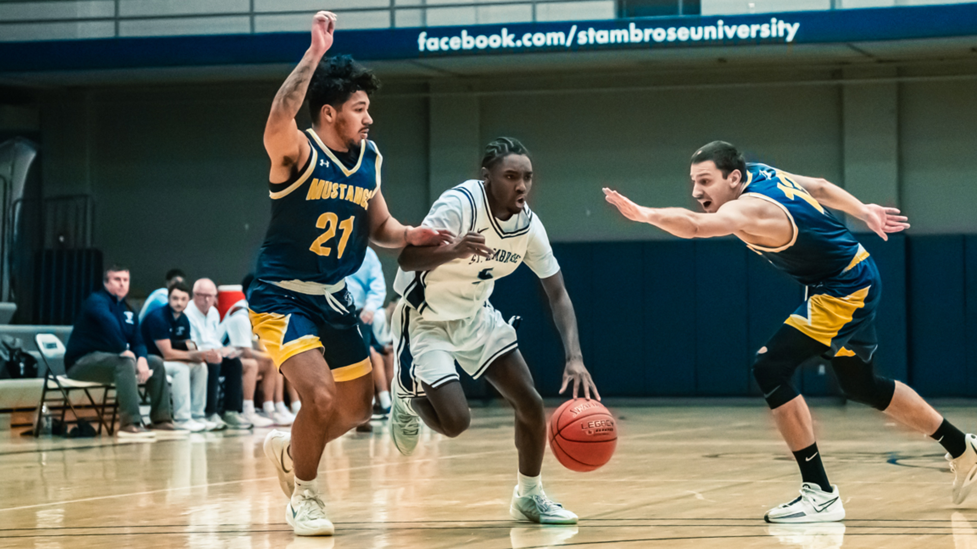 SAU comes alive late to defeat Trinity Christian