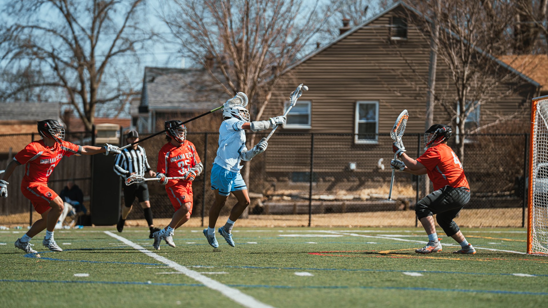 Bees bounce back with win over Missouri Baptist