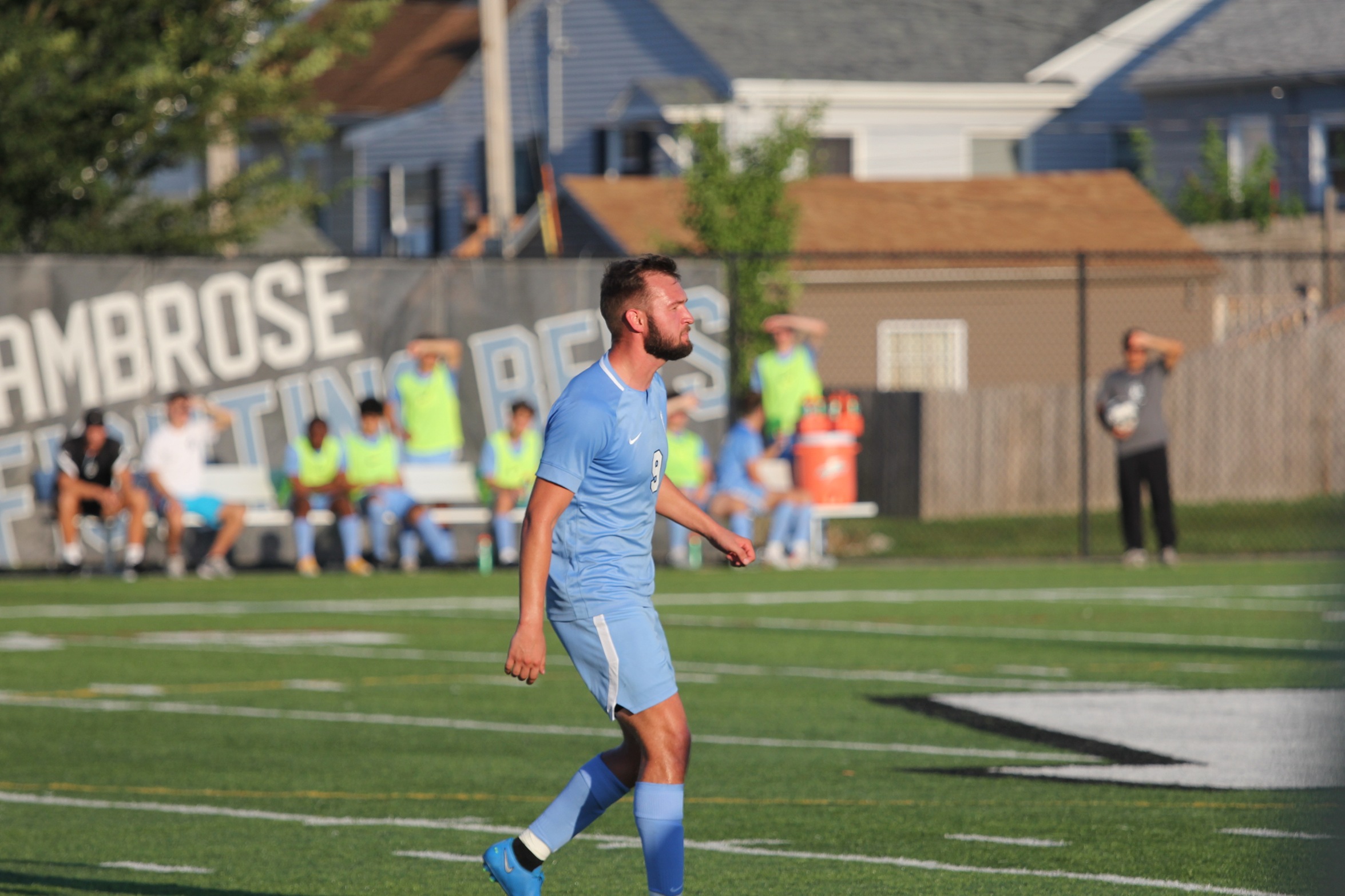 Bees roll over Wave for first conference victory