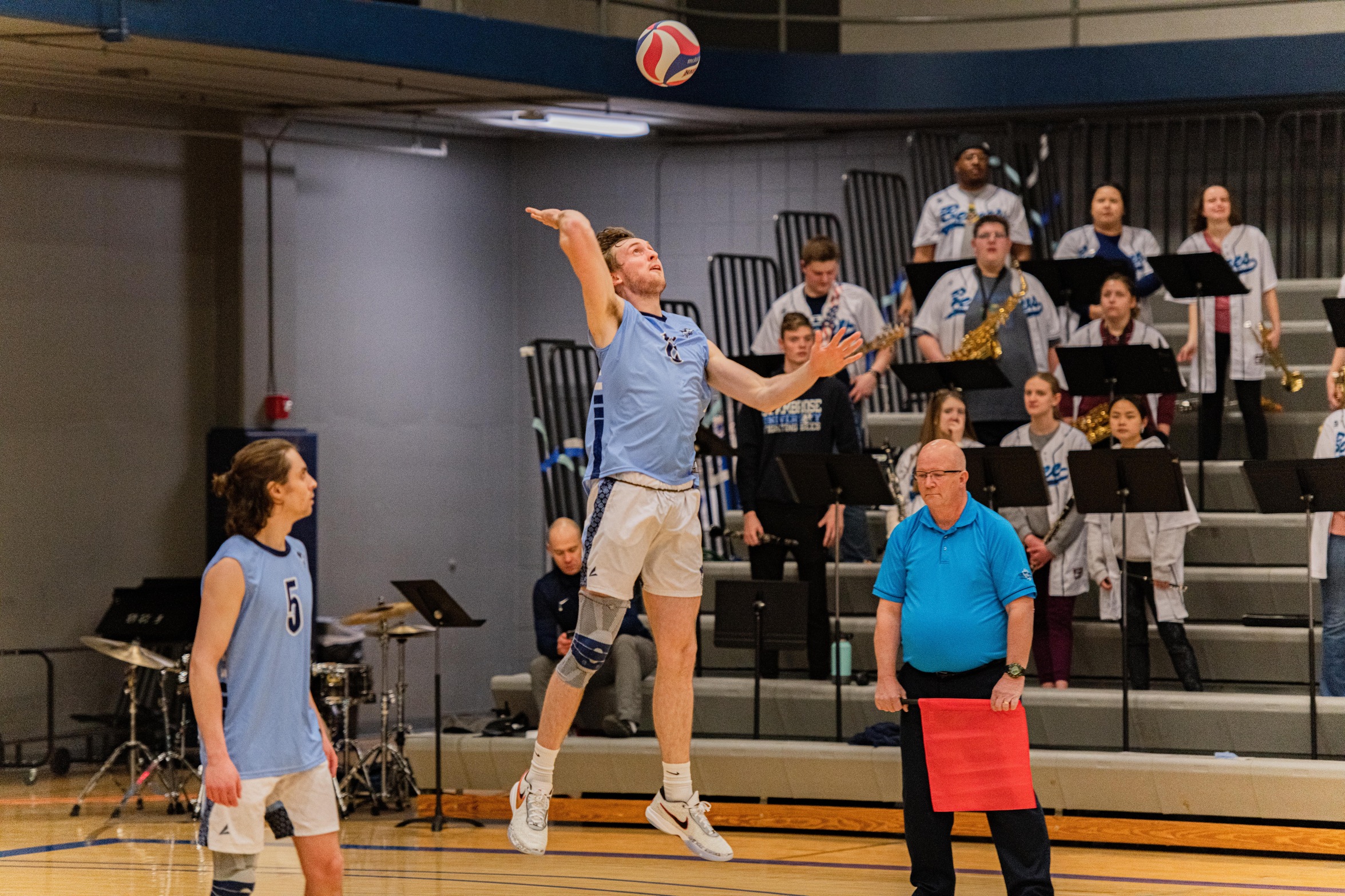 Bees shake off first set to snap skid