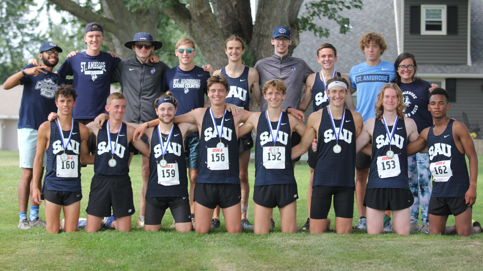 Benes wins Short Course Invite; Dowda takes second