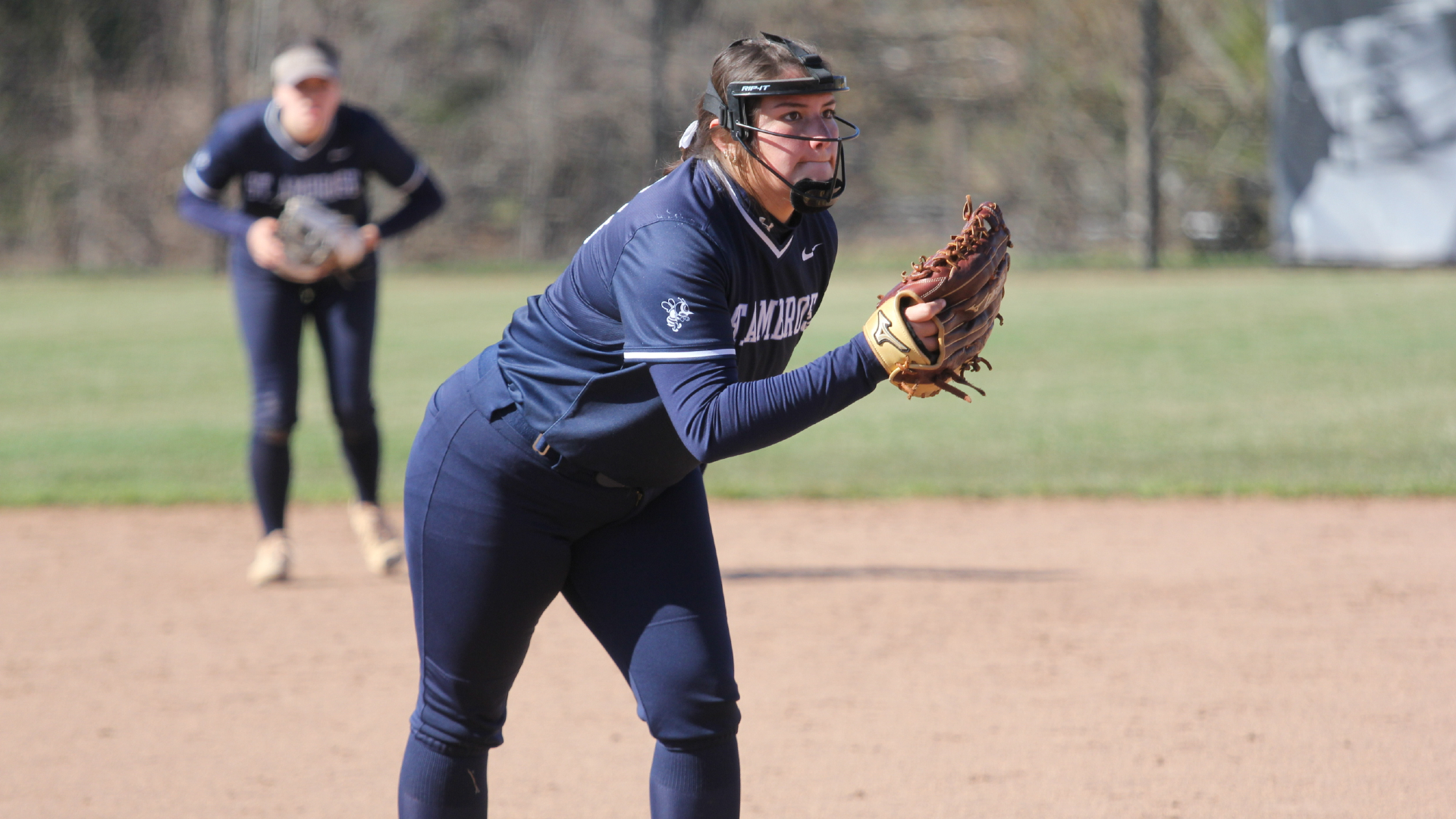 Bees snap mini slide by sweeping Crimson Wave