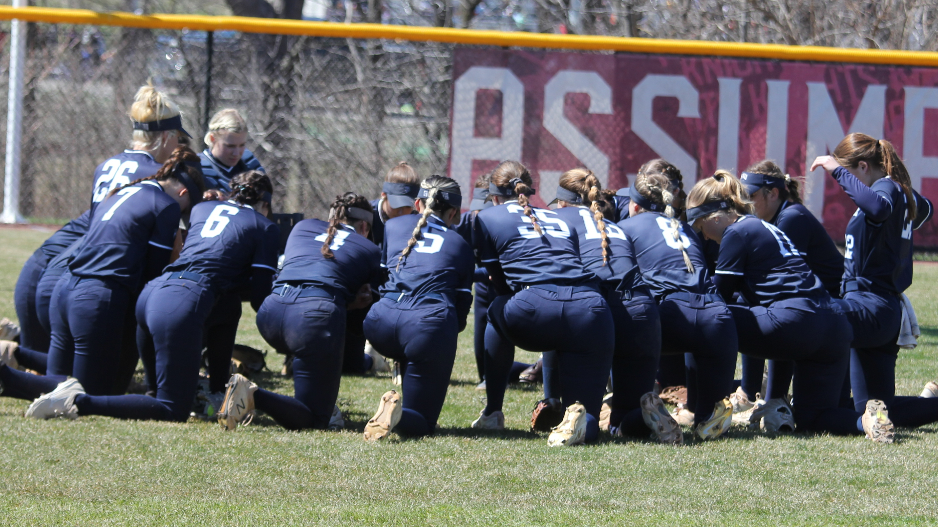 Lakers stun Fighting Bees twice in final at bat
