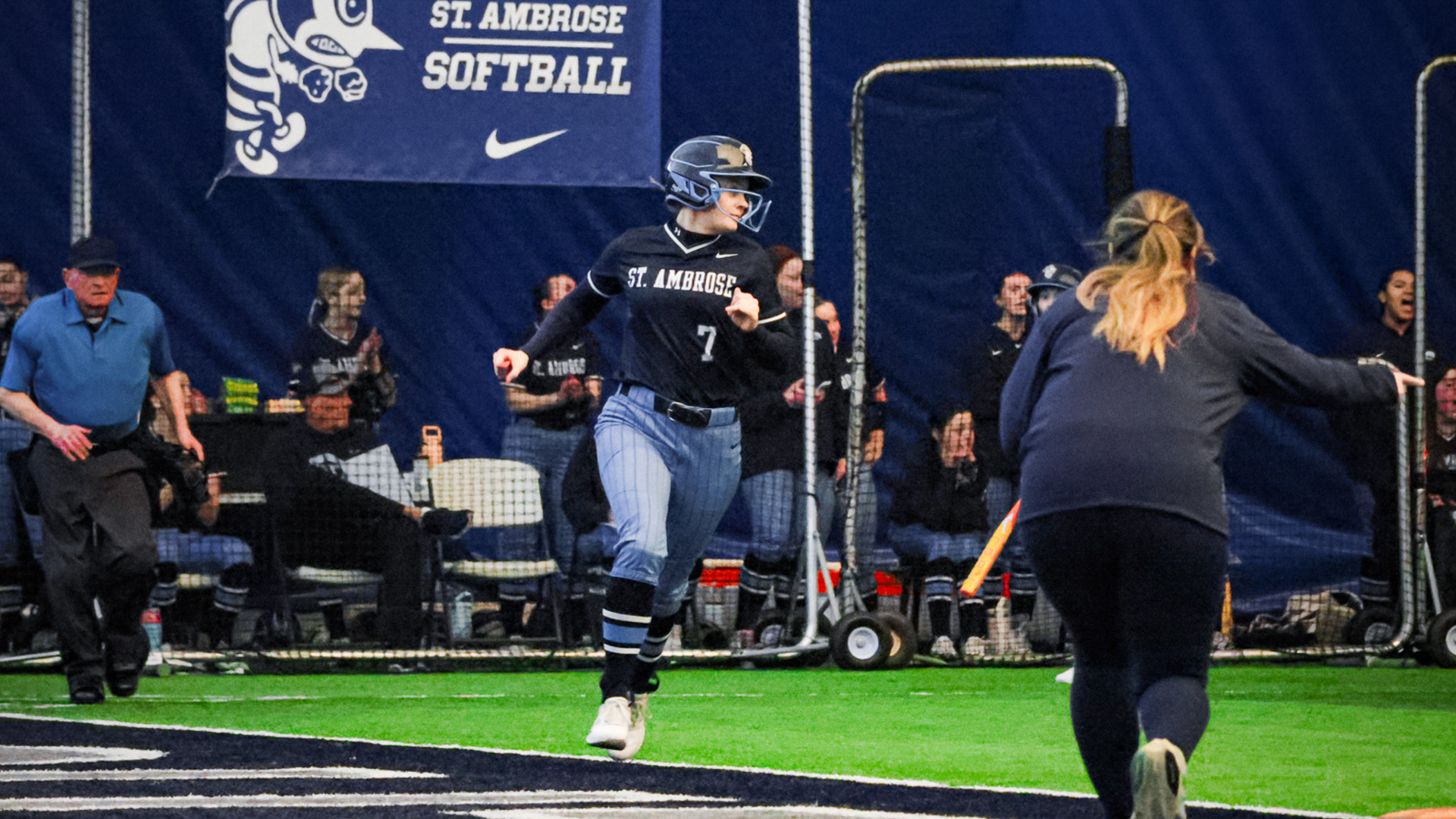 SAU explodes for 14 runs to open CCAC play with win