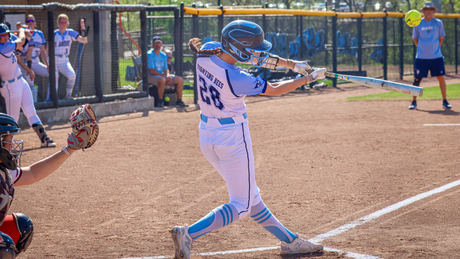 Saint Xavier pulls away late to defeat SAU 7-2