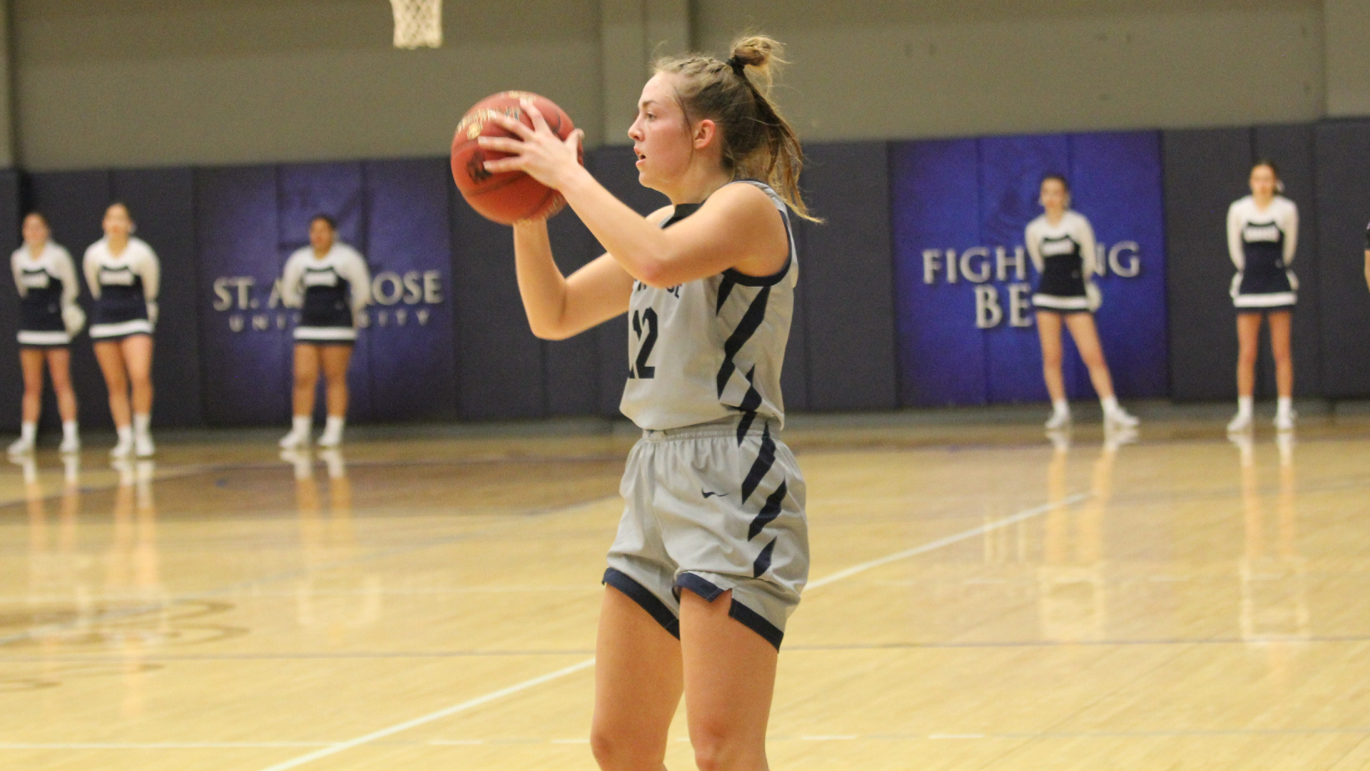 Big first half allows Bees to cruise past Trojans
