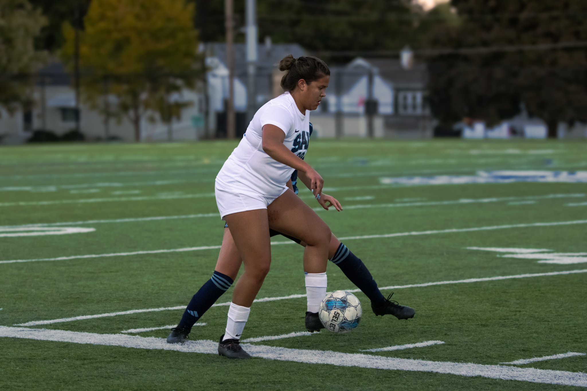 An offensive outburst continues Bees' winning-streak