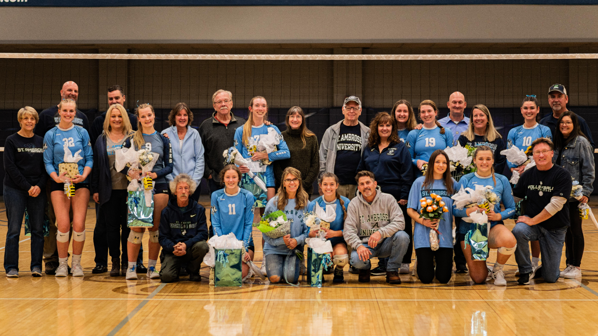 Bees win Senior Night nail-biter